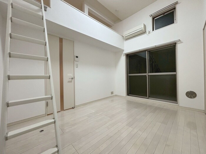 物件内観写真13　(居室)