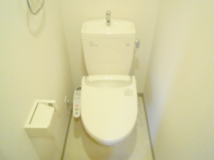 物件内観写真6　(トイレ)