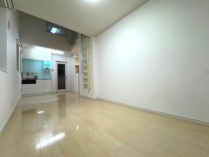 物件内観写真10　(居室)