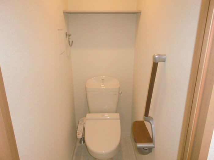 物件内観写真10　(トイレ)