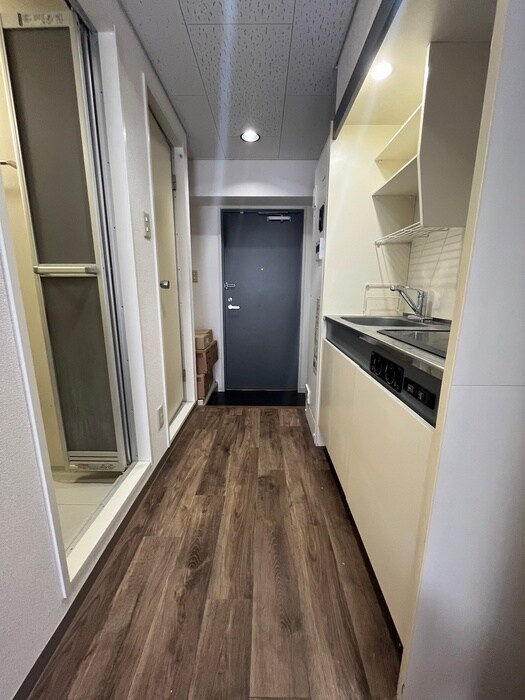 物件内観写真10　(廊下)