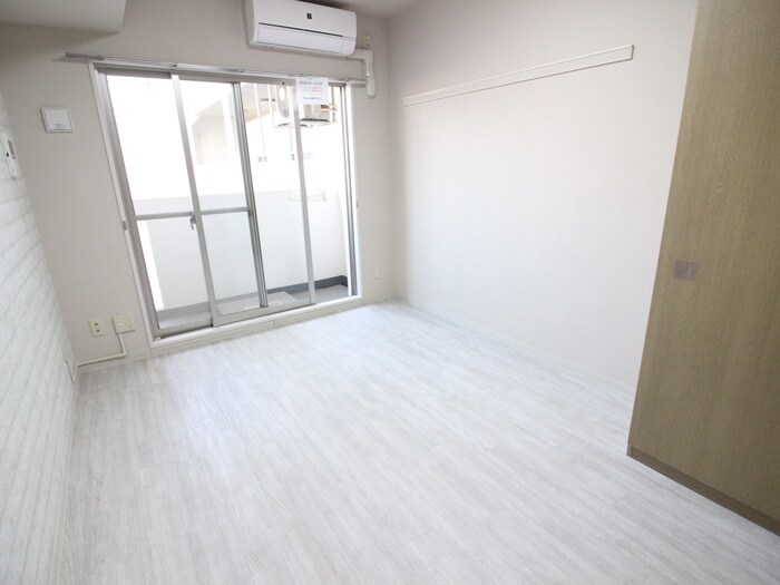 物件内観写真14　(居室)