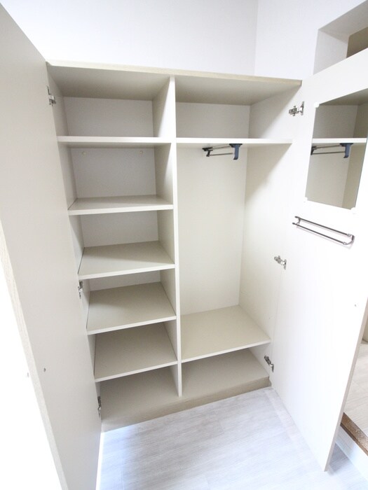 物件内観写真19　(収納)