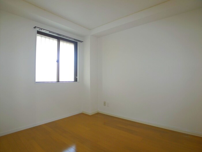 物件内観写真14　(居室)