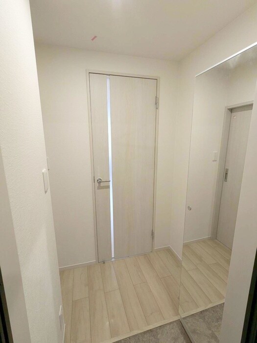 物件内観写真13　(廊下)