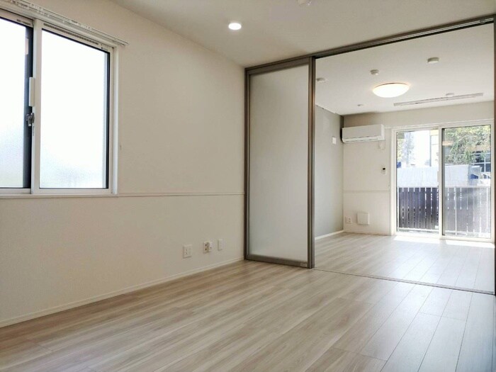 物件内観写真7　(居室)