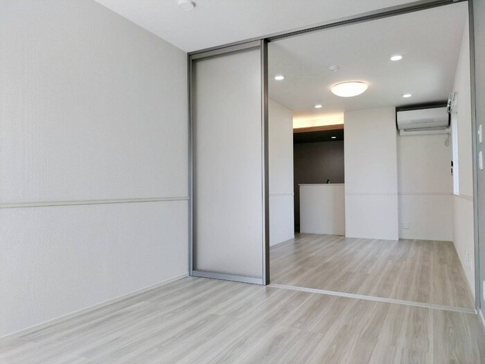 物件内観写真10　(居室)