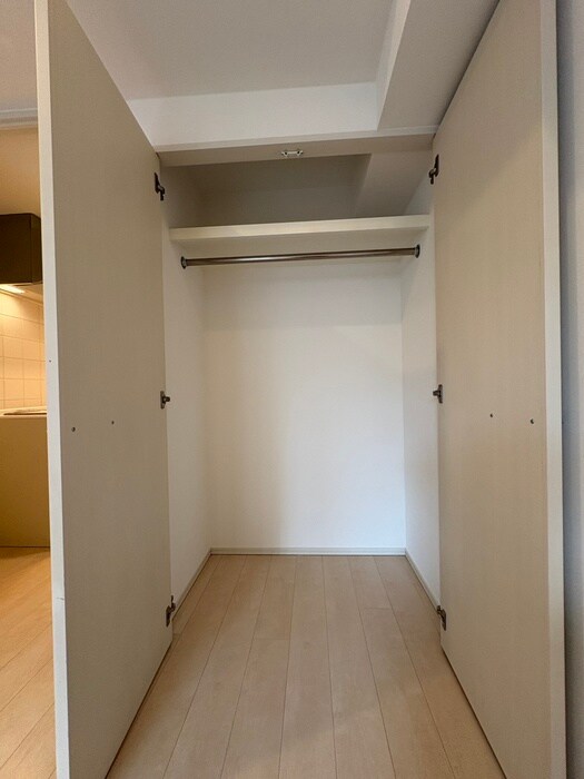 物件内観写真16　(収納)