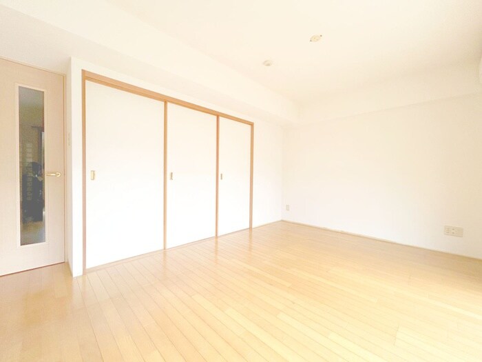 物件内観写真10　(居室)