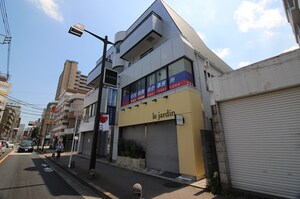 ＹＡＢＥビル外観写真