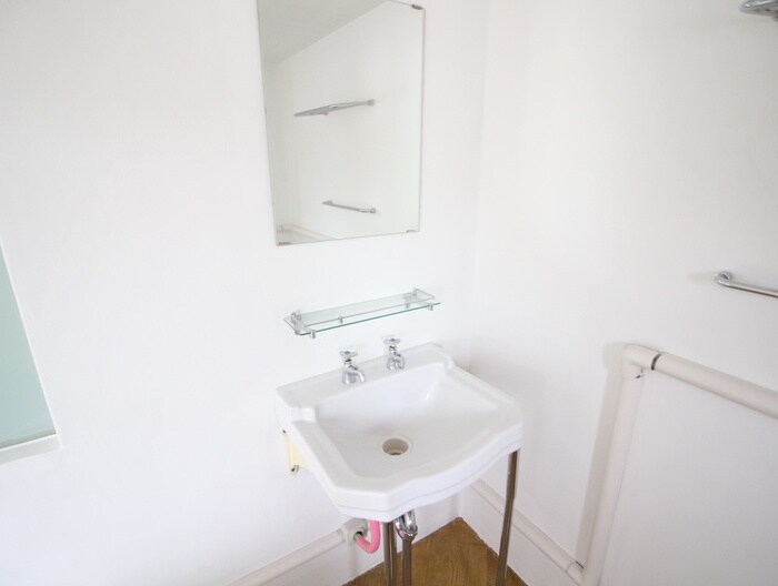 物件内観写真8　(洗面)