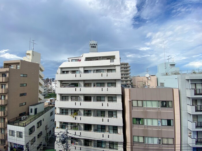 物件内観写真22　(室内からの展望)