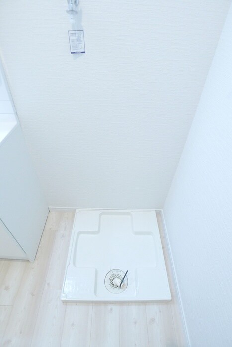 物件内観写真20　(洗濯機置場)