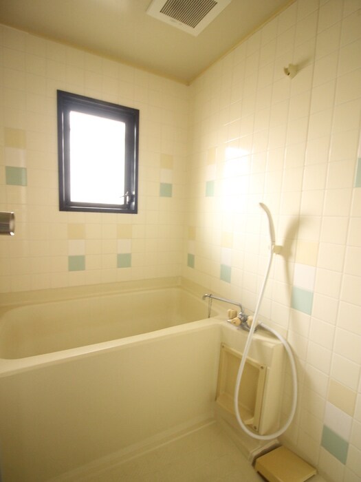 物件内観写真11　(バス／シャワールーム等)