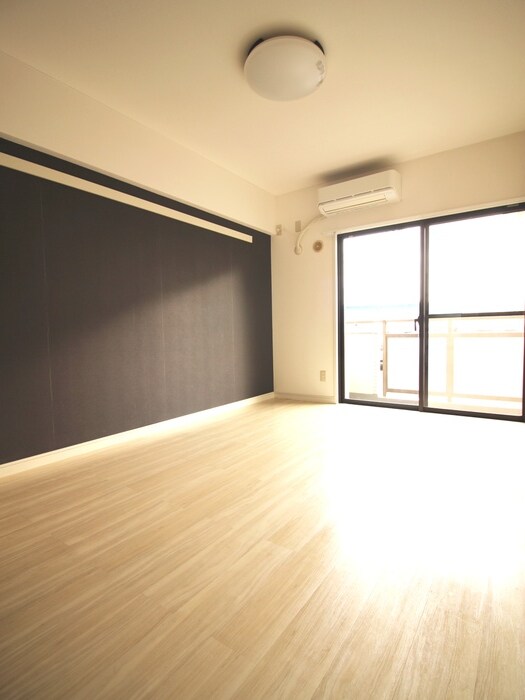 物件内観写真15　(居室)