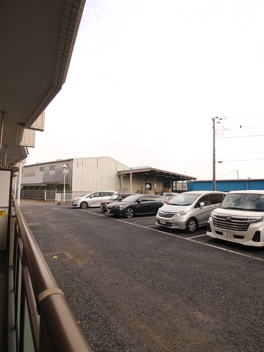 物件内観写真20　(室内からの展望)