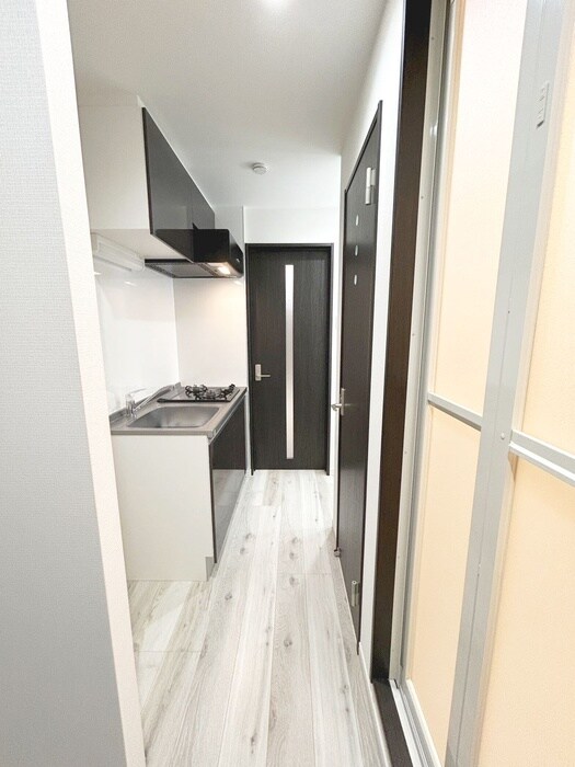 物件内観写真17　(廊下)