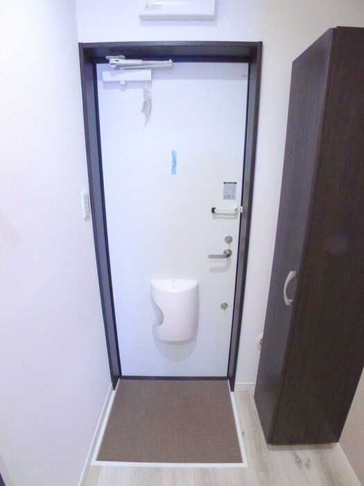 物件内観写真17　(玄関)