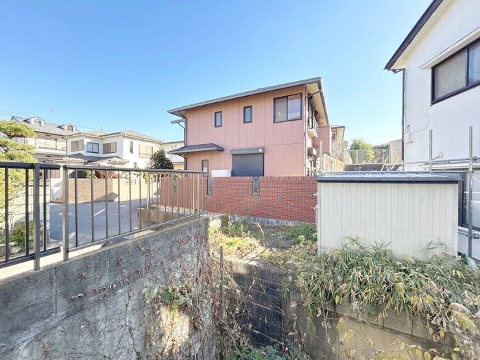 物件内観写真22　(室内からの展望)