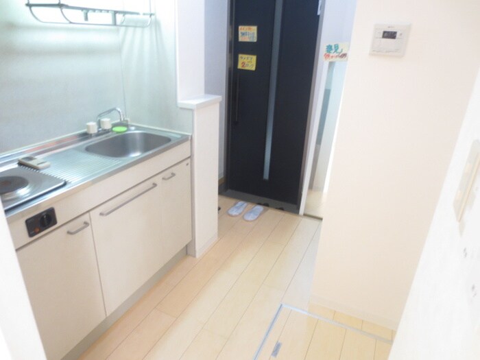 物件内観写真9　(廊下)