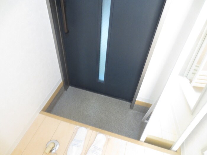 物件内観写真14　(玄関)
