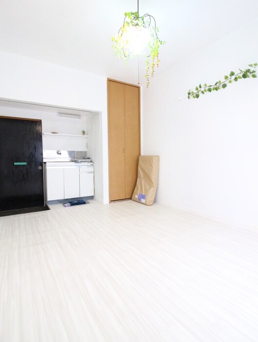 物件内観写真8　(居室)