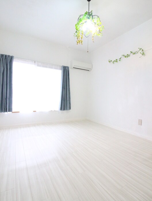 物件内観写真22　(居室)