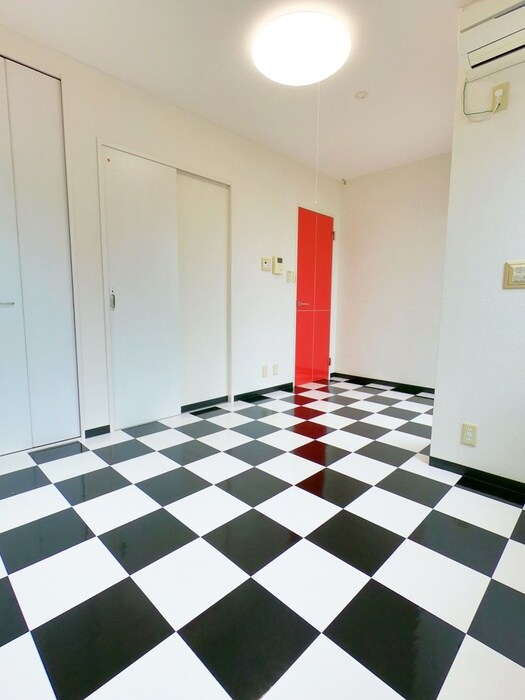 物件内観写真8　(居室)