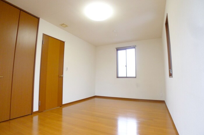 物件内観写真8　(居室)