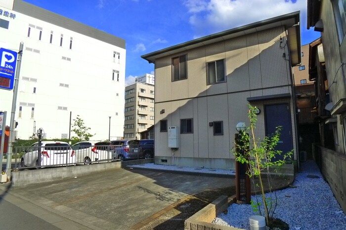 物件外観写真3　(周辺環境)