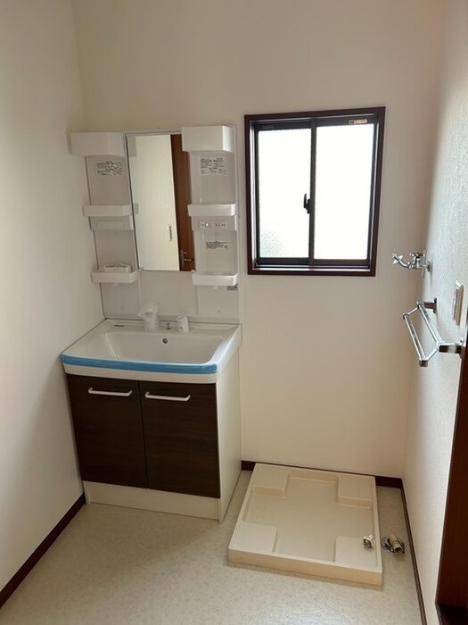 物件内観写真10　(洗面)