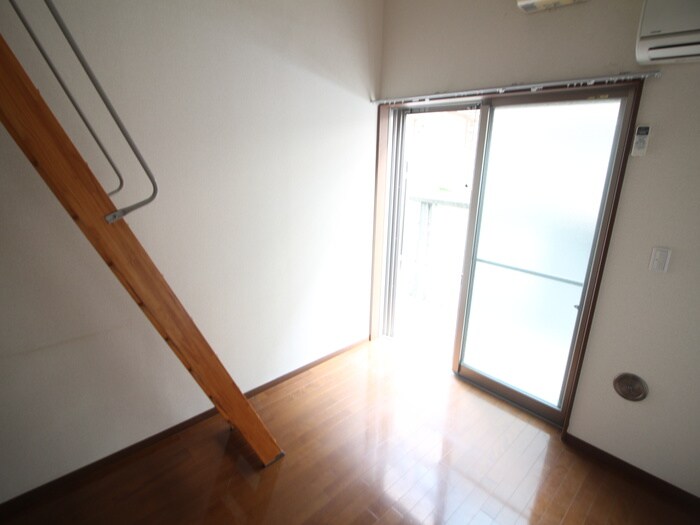 物件内観写真18　(居室)