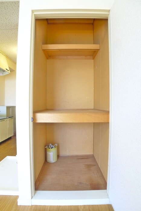物件内観写真11　(収納)