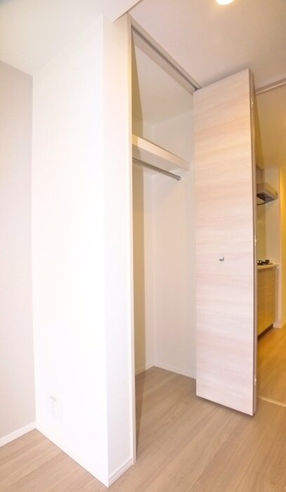 物件内観写真10　(収納)