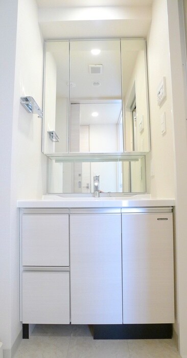 物件内観写真14　(洗面)