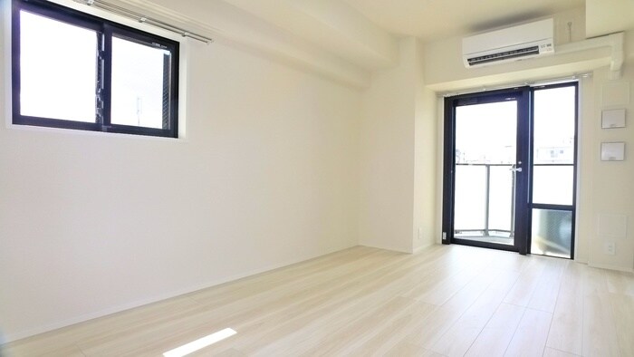 物件内観写真15　(居室)