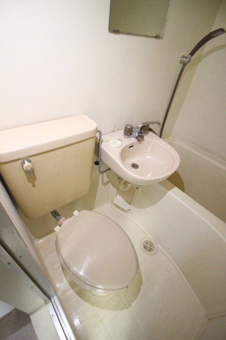 物件内観写真16　(トイレ)