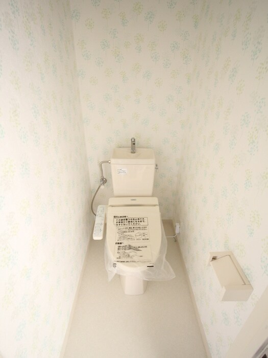 物件内観写真9　(トイレ)