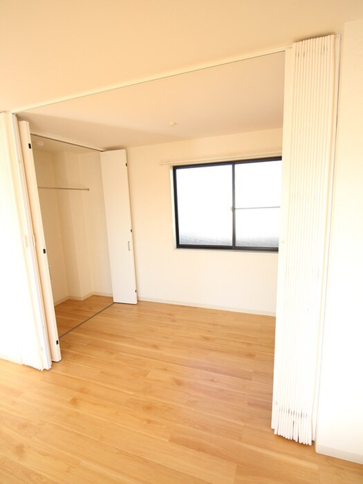 物件内観写真13　(居室)