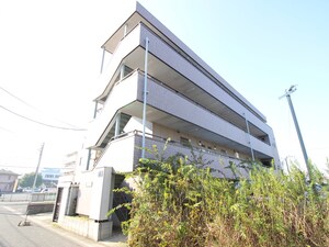 クィ－ンハイツ外観写真
