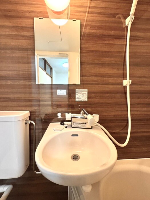 物件内観写真13　(洗面)