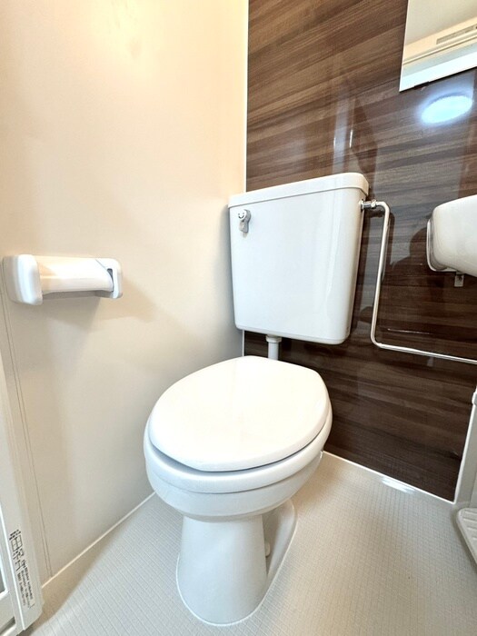 物件内観写真19　(トイレ)