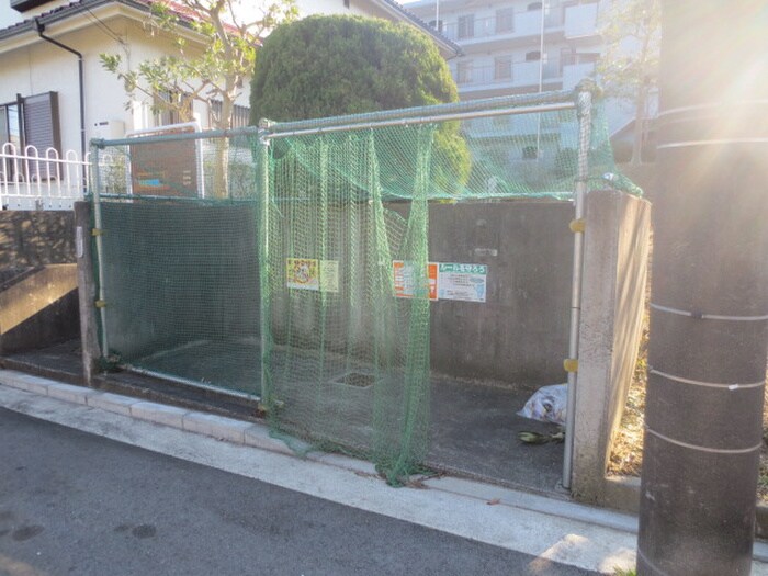 物件外観写真6　(建物設備)