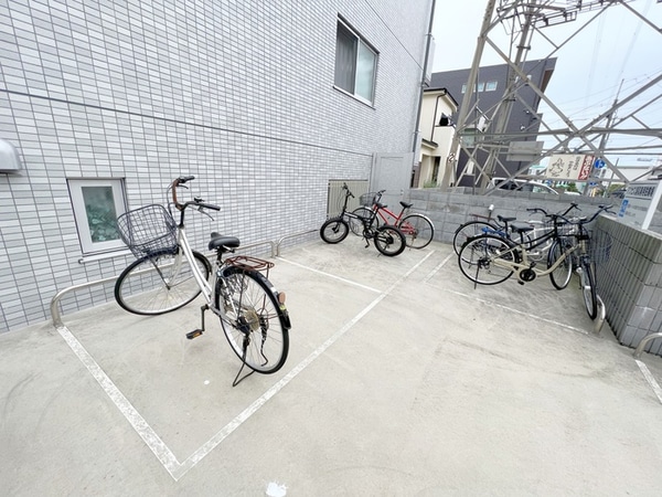 駐輪場