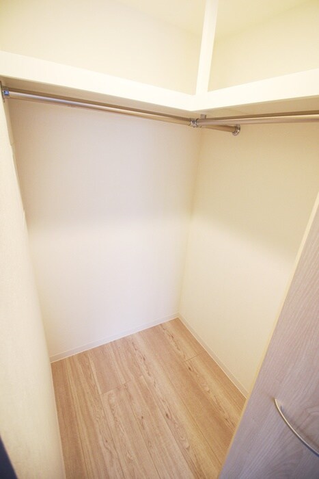 物件内観写真10　(収納)