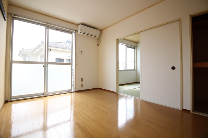 物件内観写真17　(居室)