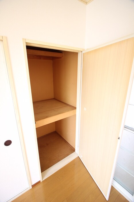 物件内観写真21　(収納)