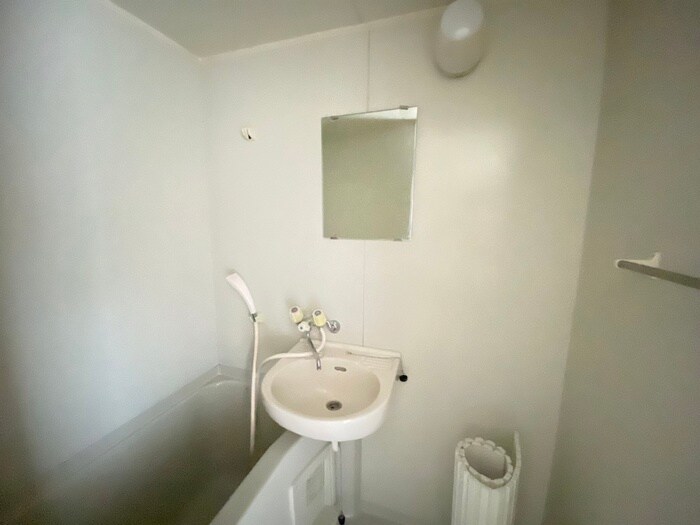 物件内観写真13　(洗面)