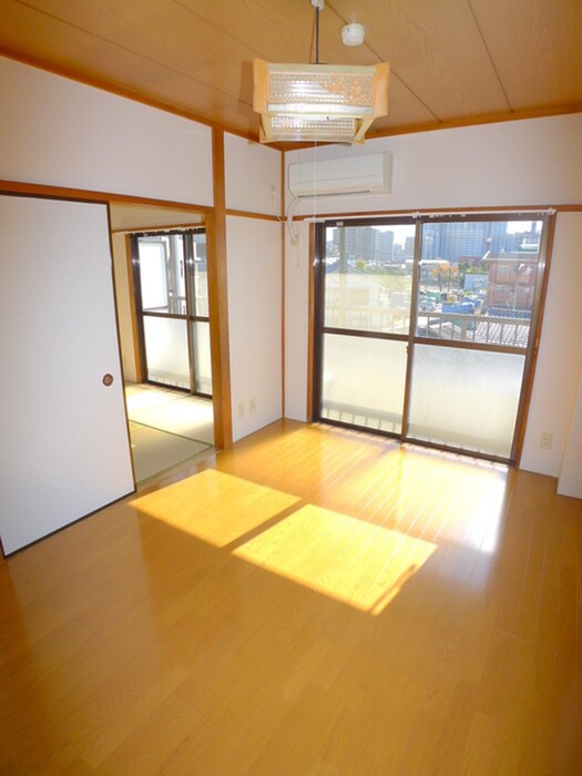 物件内観写真7　(居室)