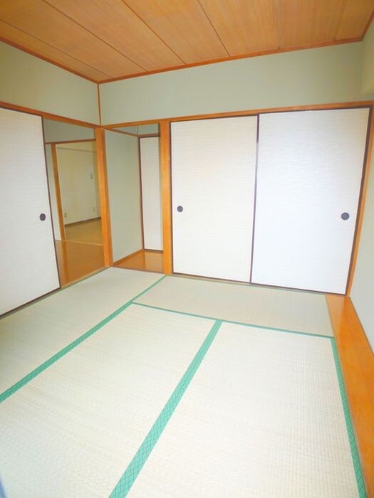 物件内観写真14　(収納)